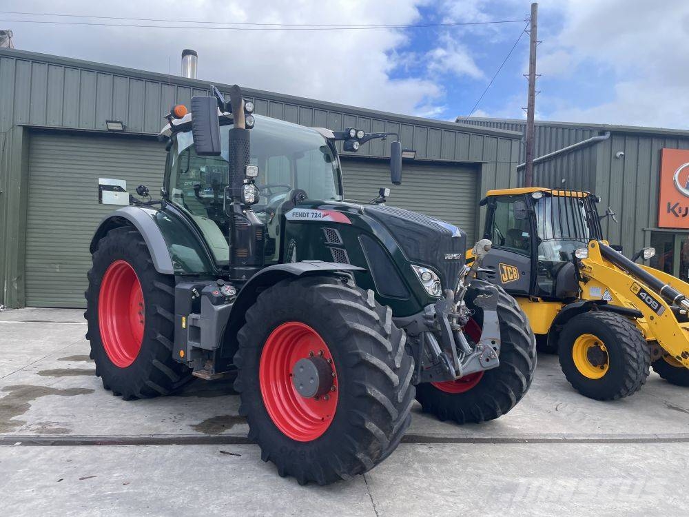 Fendt 724 Profi Plus Tractors