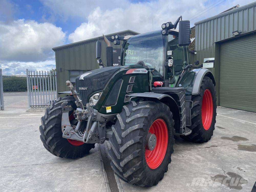 Fendt 724 Profi Plus Tractors