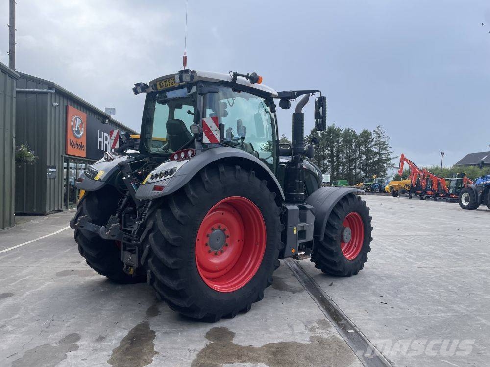 Fendt 724 Profi Plus Tractors