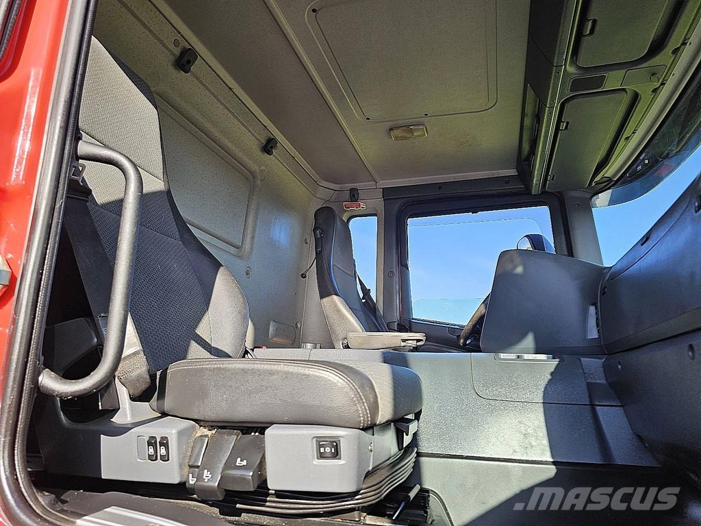 Scania P410 HIAB XS122 Kiperi kamioni