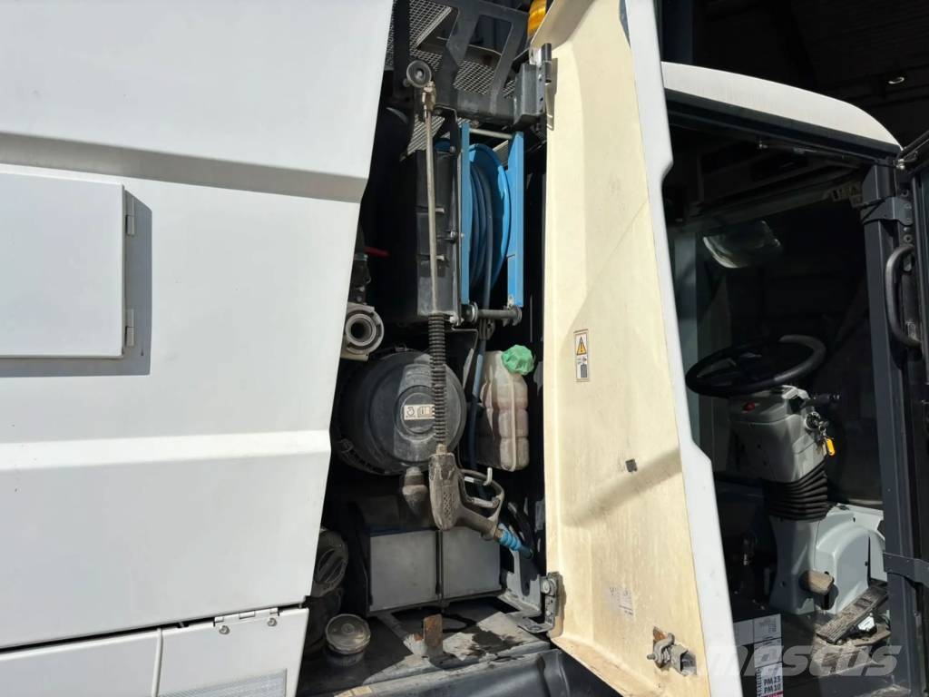 Johnston CX401 - 80 km/h - Sweeper 도로 청소차