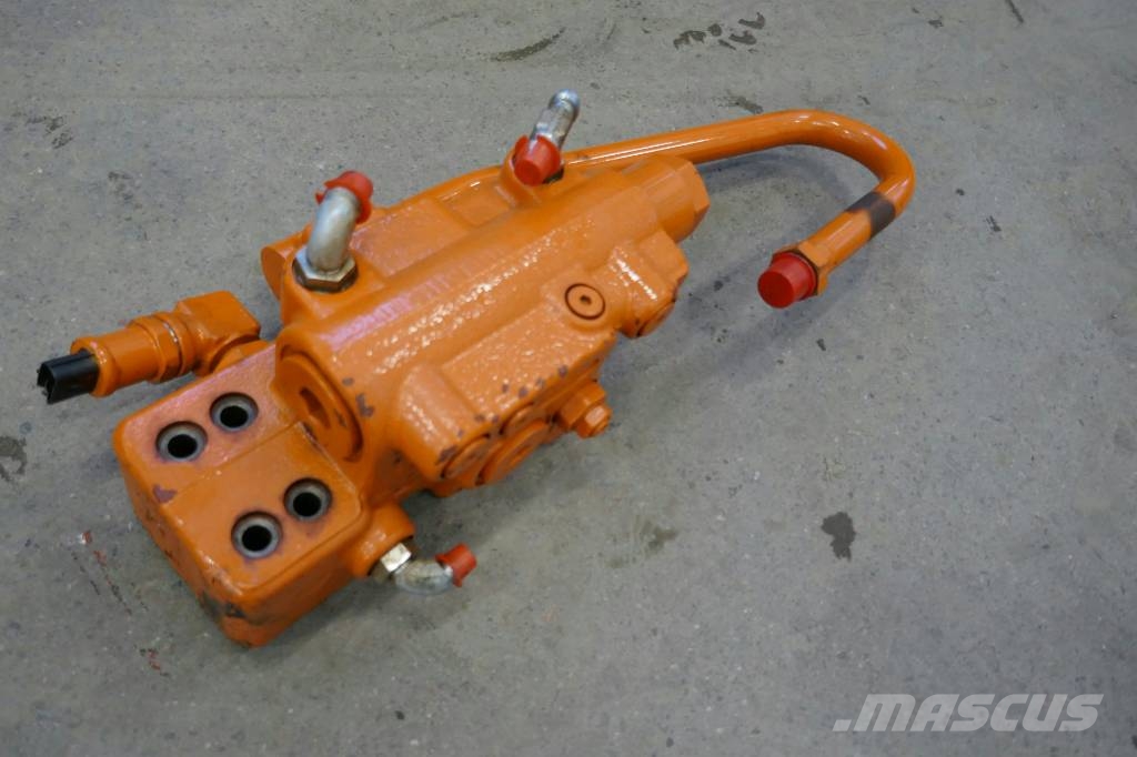 Hitachi ZX135 US, Slangbrottsventil Hidráulica