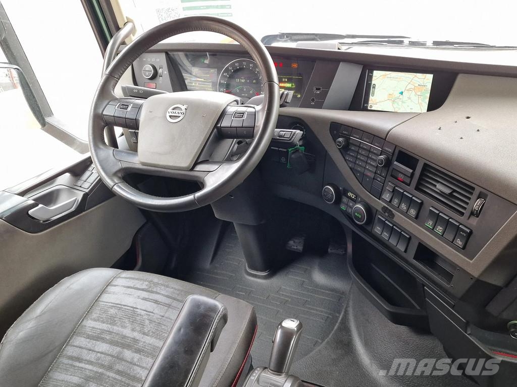 Volvo FH 13.460 Globetrotter 4x2 - ADR - Chassis cover - Cavalos mecânicos