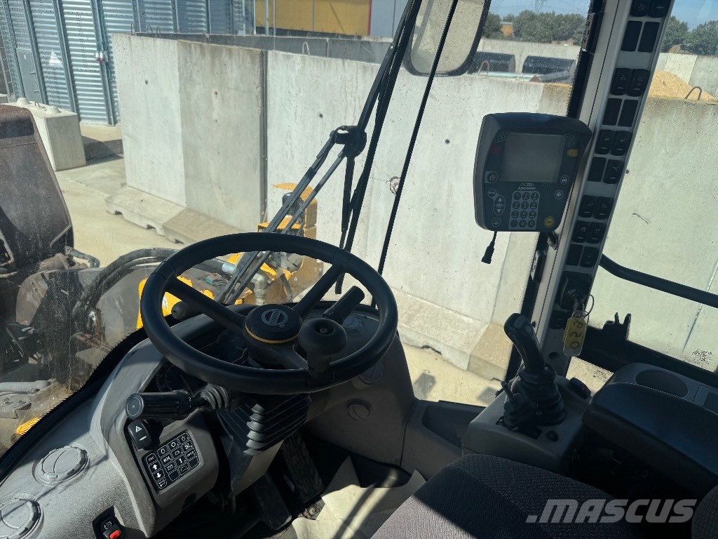 Volvo L 90 H Iekrāvēji uz riteņiem