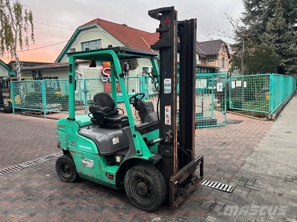 Mitsubishi FD20NT   V-4206 Дизельні навантажувачі
