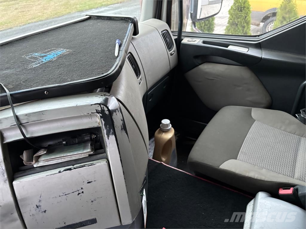 Renault PREMIUM Cabezas tractoras