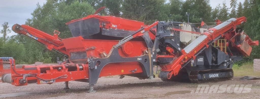 Sandvik QH 332 Mobile Brecher