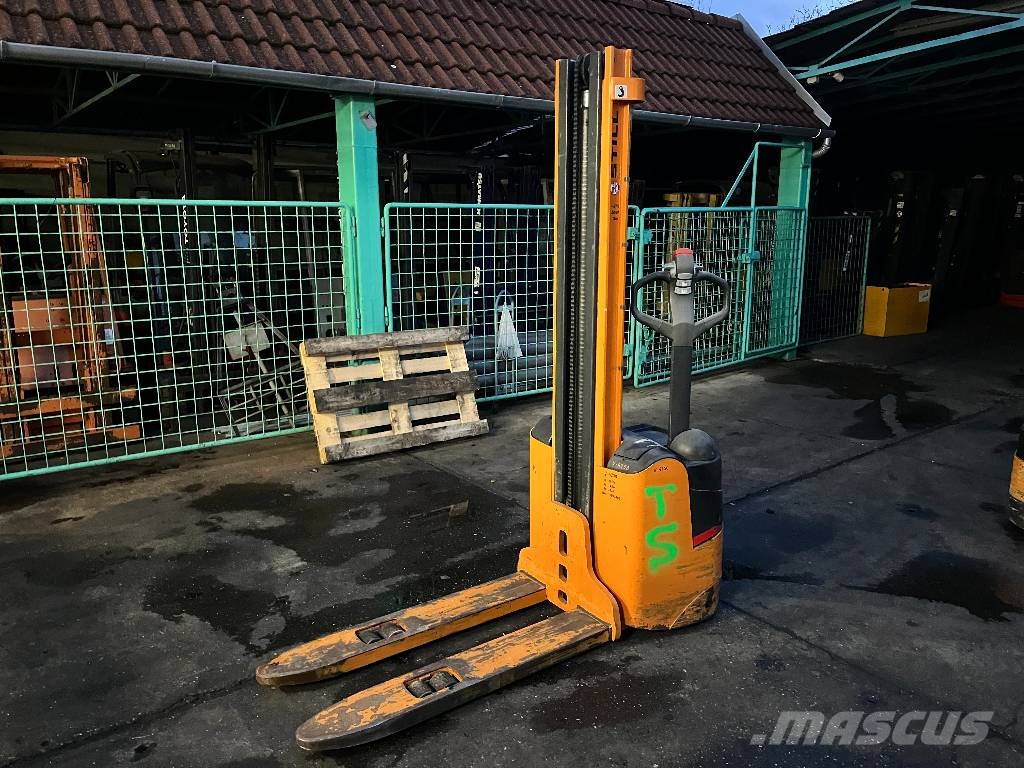Still EGV12 V-4250 IO Самоходни товарачи