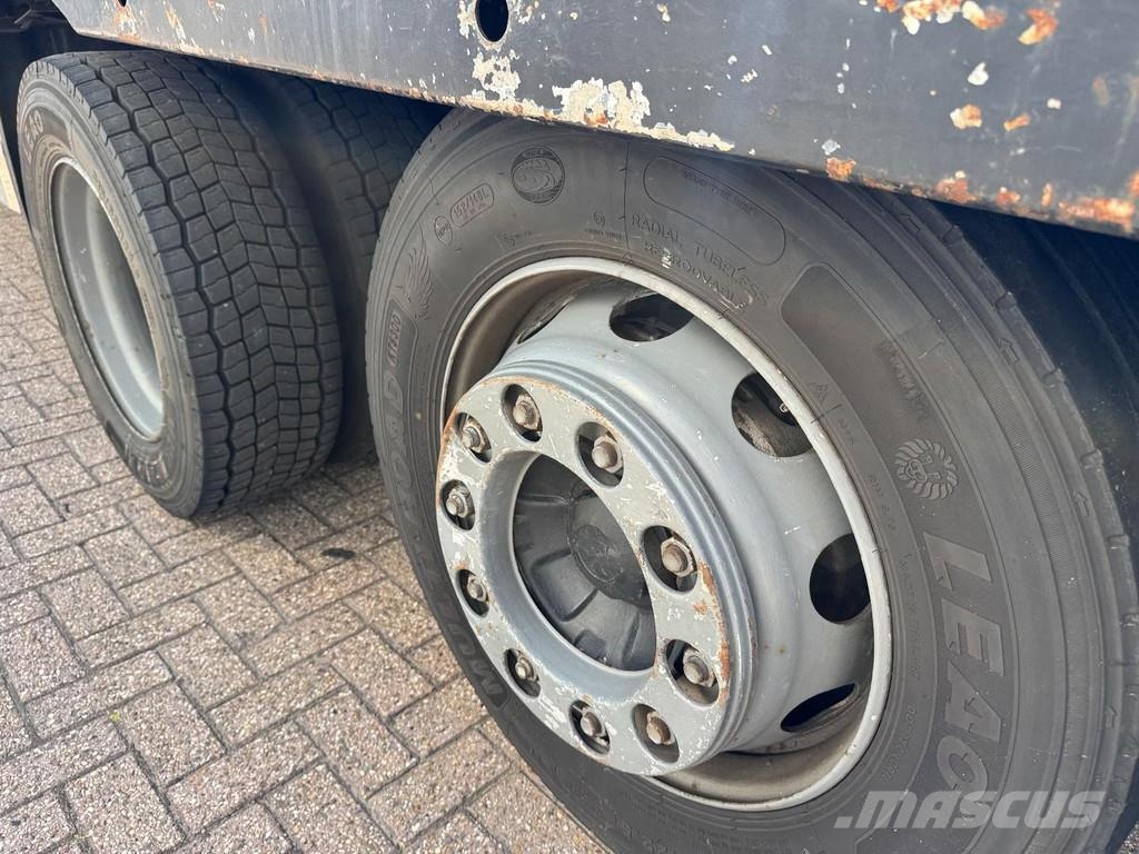 Volvo FM-300 6x2, 8,5 Mtr. Ramp Truck Camiones de cama baja