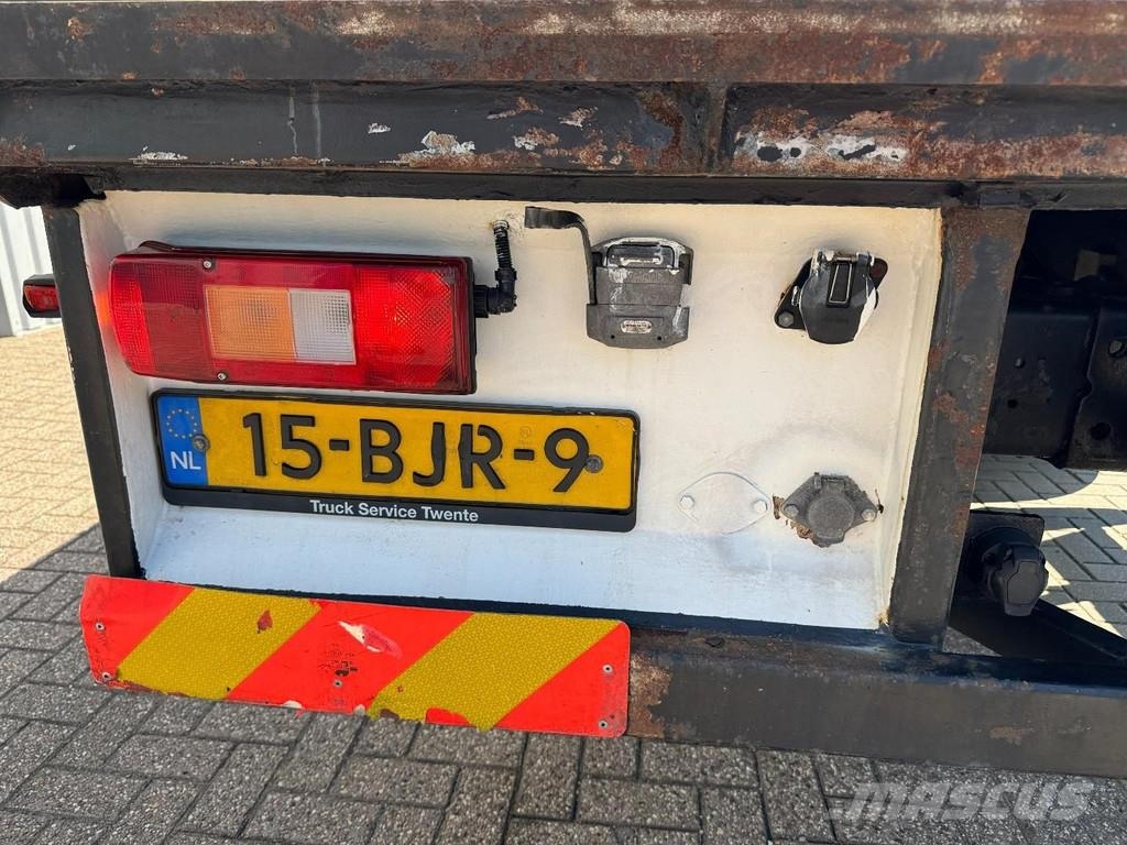 Volvo FM-300 6x2, 8,5 Mtr. Ramp Truck Camiones de cama baja