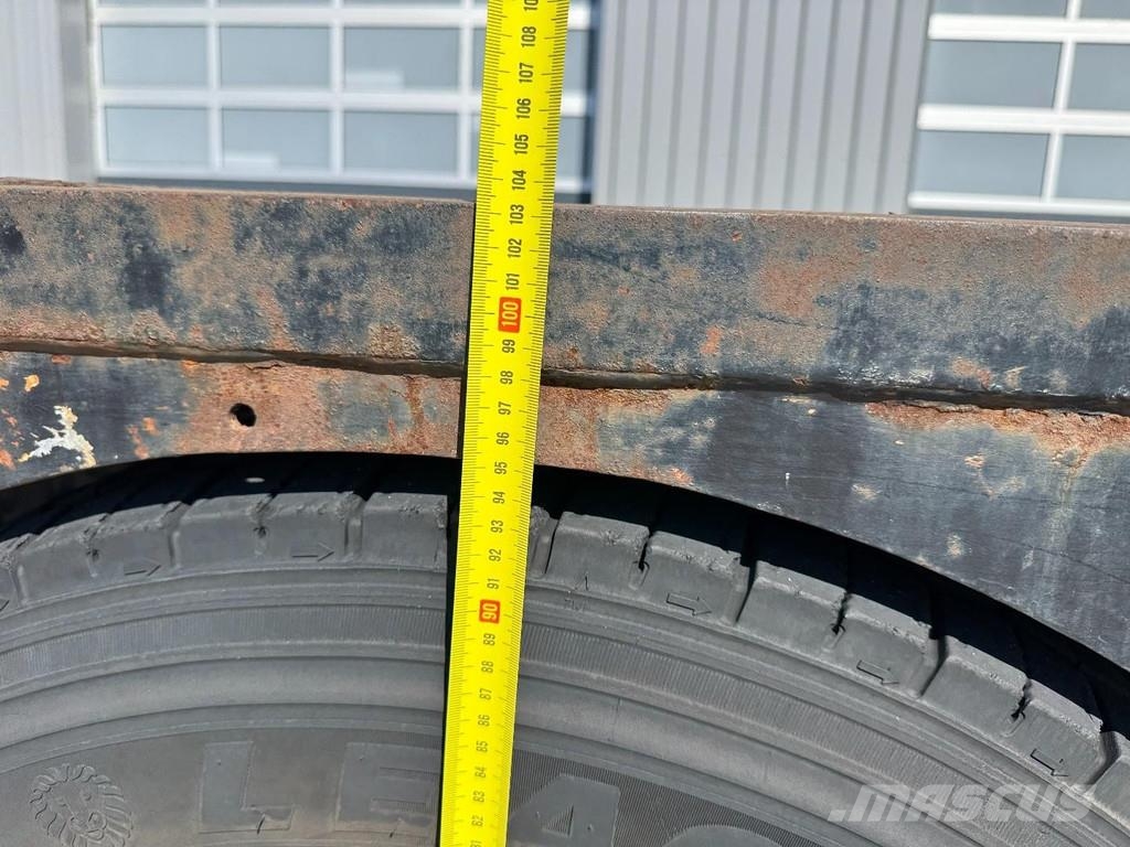 Volvo FM-300 6x2, 8,5 Mtr. Ramp Truck Camiones de cama baja