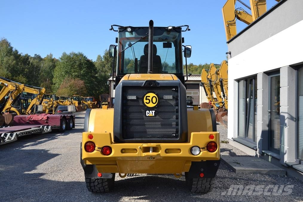 CAT 910 M Фронтальные погрузчики