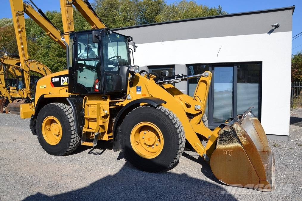 CAT 910 M Фронтальные погрузчики