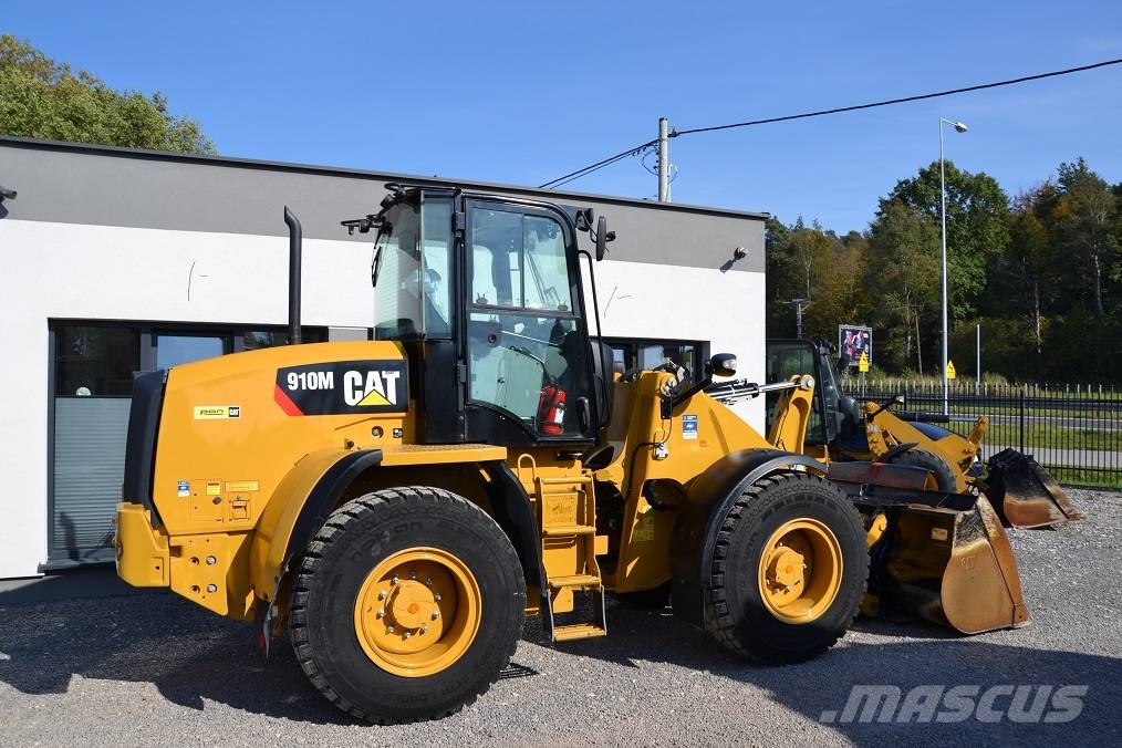 CAT 910 M Фронтальные погрузчики
