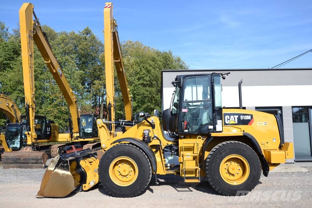 CAT 910 M Фронтальные погрузчики
