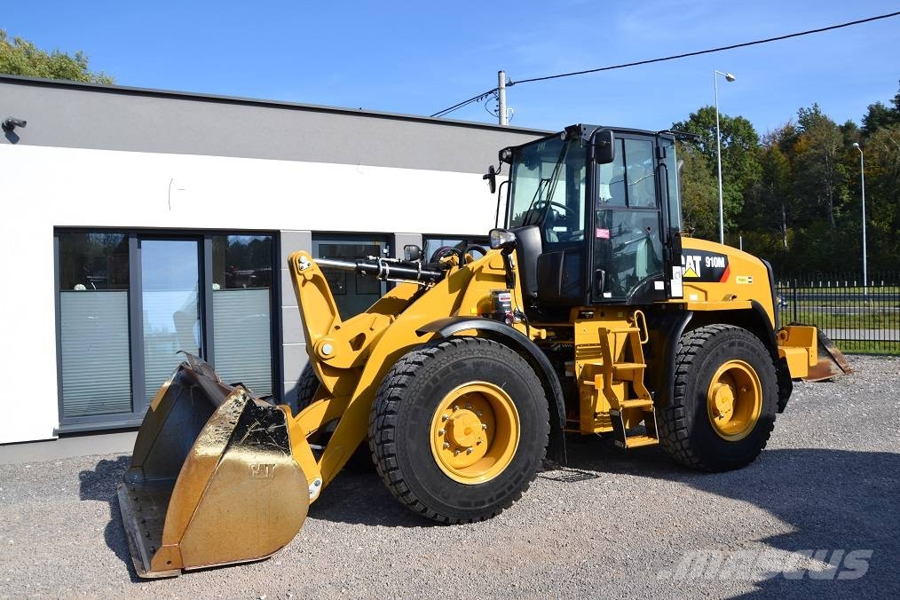 CAT 910 M Фронтальные погрузчики