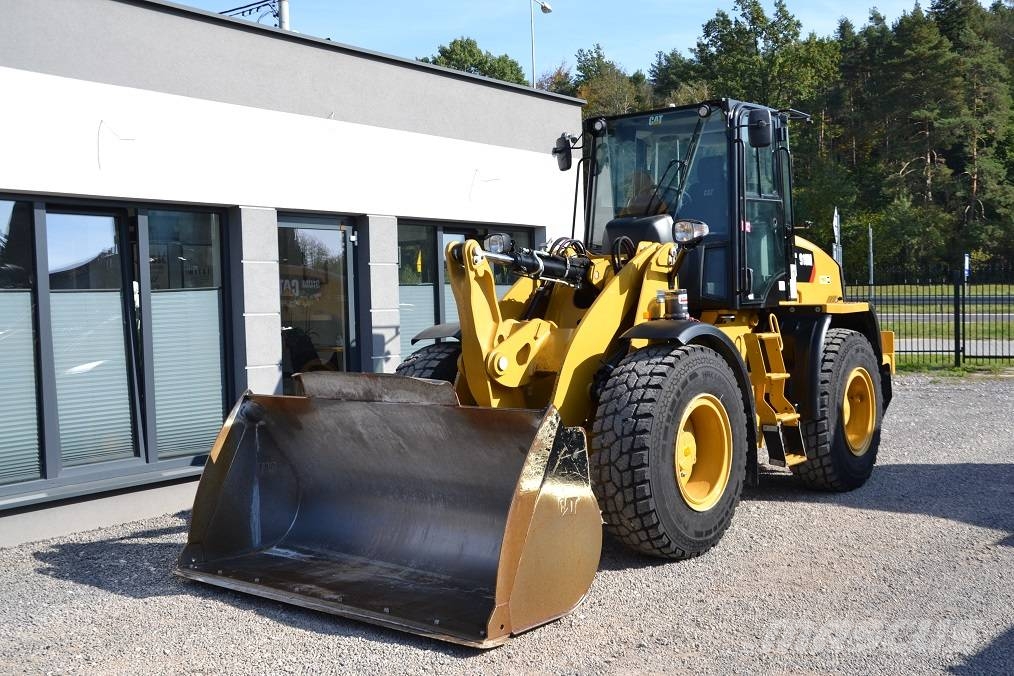CAT 910 M Фронтальные погрузчики