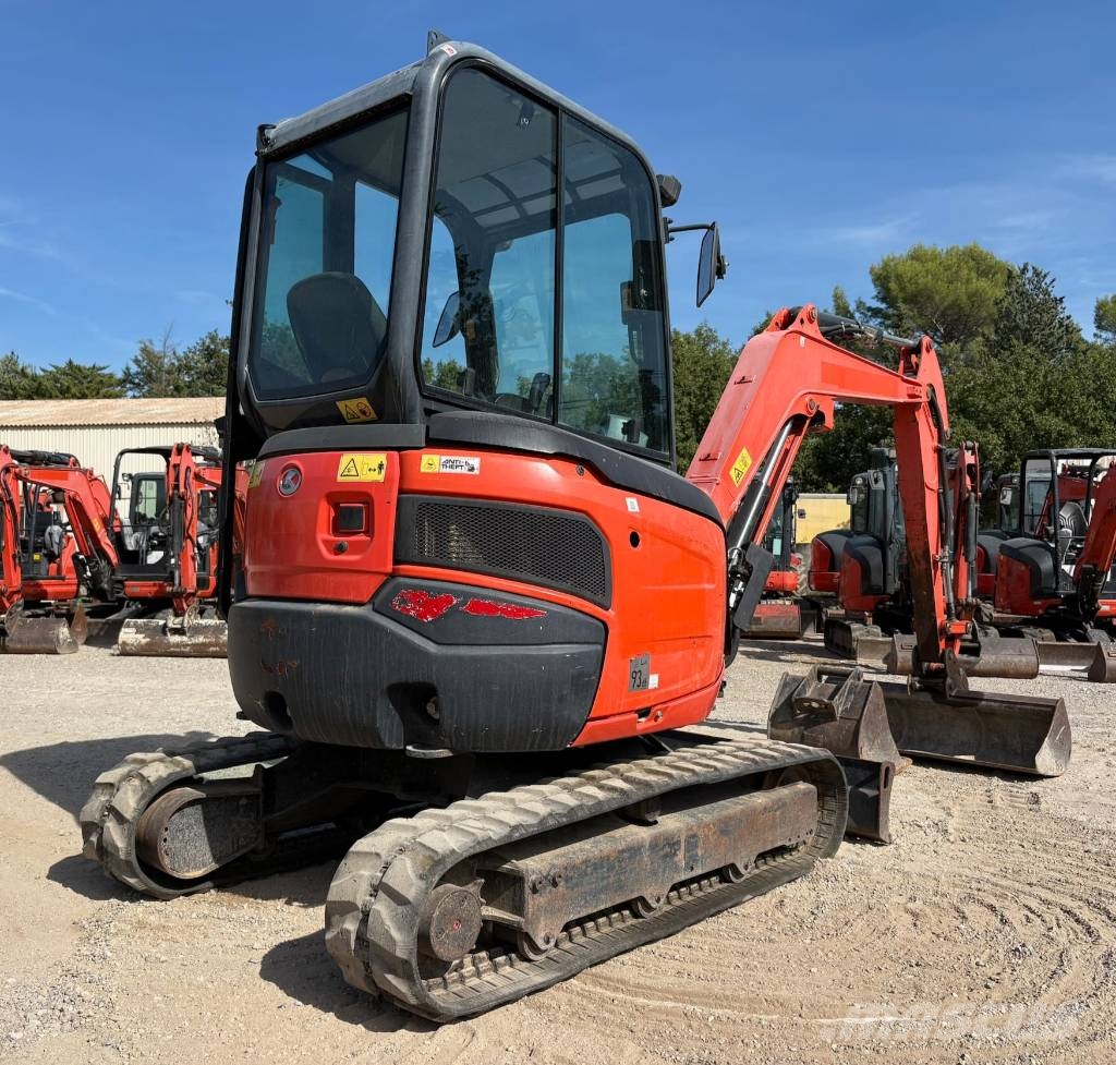 Kubota U 27-4 Mini pelle < 7t