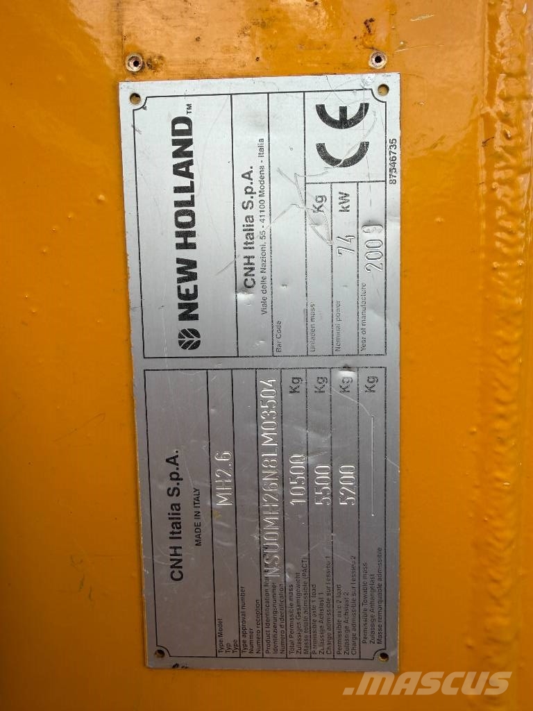 New Holland MH 2.6 حفارات بعجل
