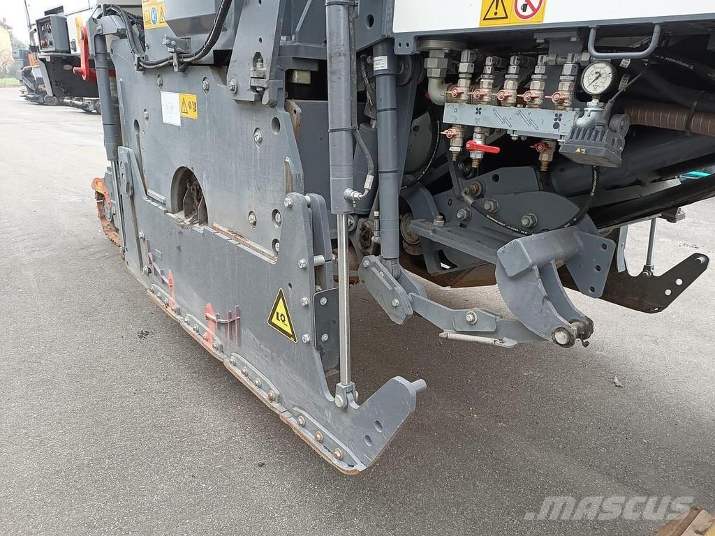 Wirtgen W200Fi Betonsteenmachines
