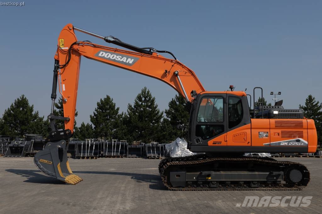 Doosan DX 225 LC-7 Roomikekskavaatorid