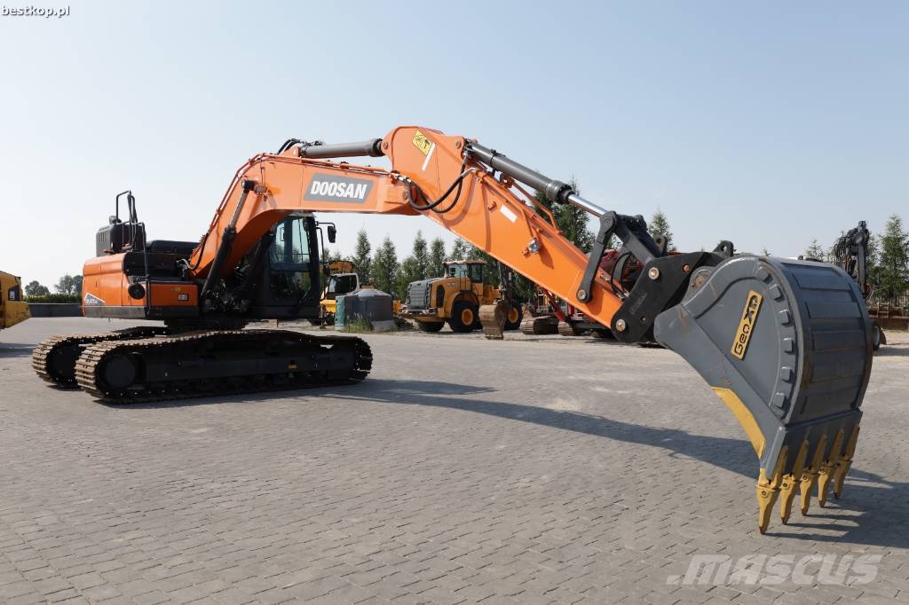 Doosan DX 225 LC-7 Roomikekskavaatorid
