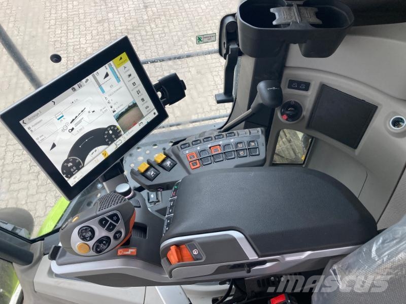 CLAAS TRION 640 Combine harvesters