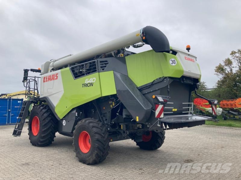 CLAAS TRION 640 Combine harvesters