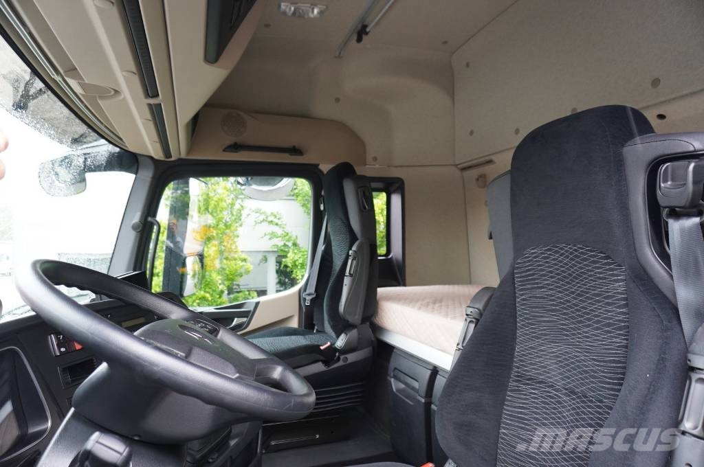 Mercedes-Benz Actros 2540 6×2 / 90 tho. km! / 18 EPAL curtainsid Pritsche & Plane