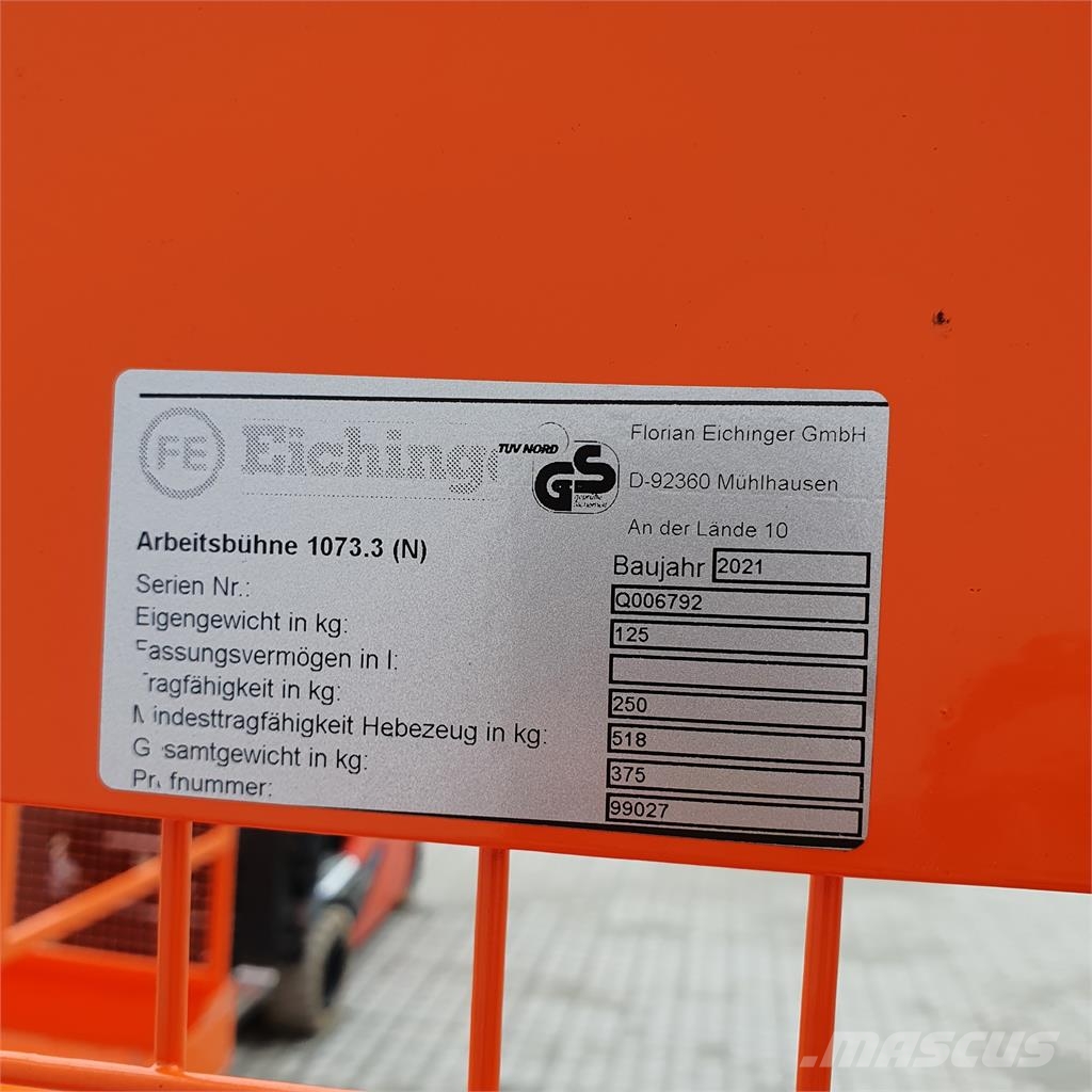 Eichinger 107.3 高所作業台付トレーラー