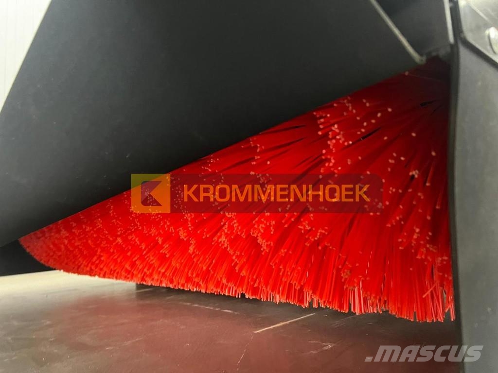 Bobcat Cangini SPZ160 1600 mm Sweeper bucket Süpürgeler