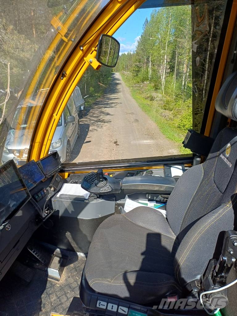 Sampo-Rosenlew HR 46 X Harvester