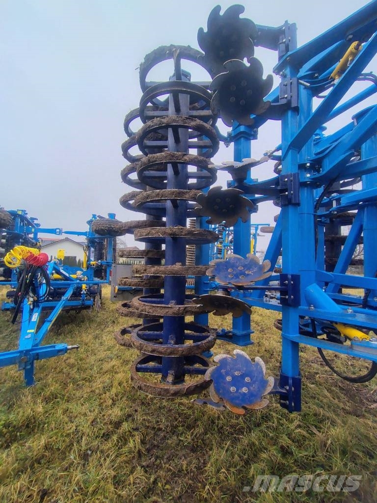 Farmet Terrix Quatro 450 PS Beitelploeg