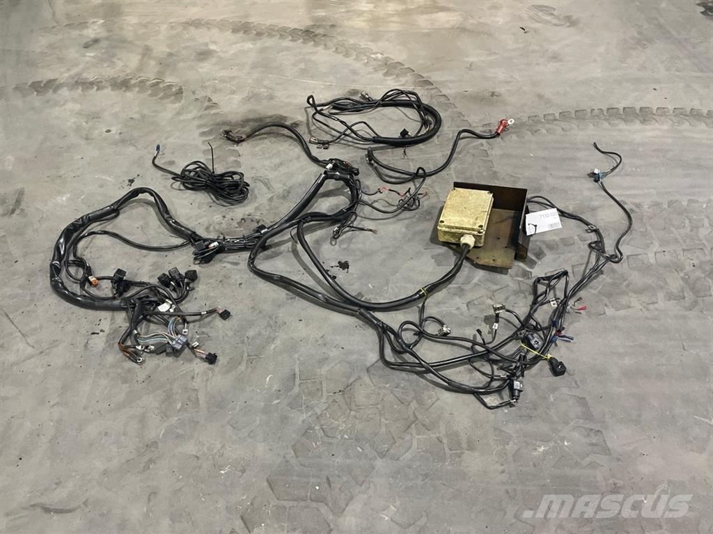 Schaeff SKL834-5110662033-Wiring harness/Kabelbaum Electrónica