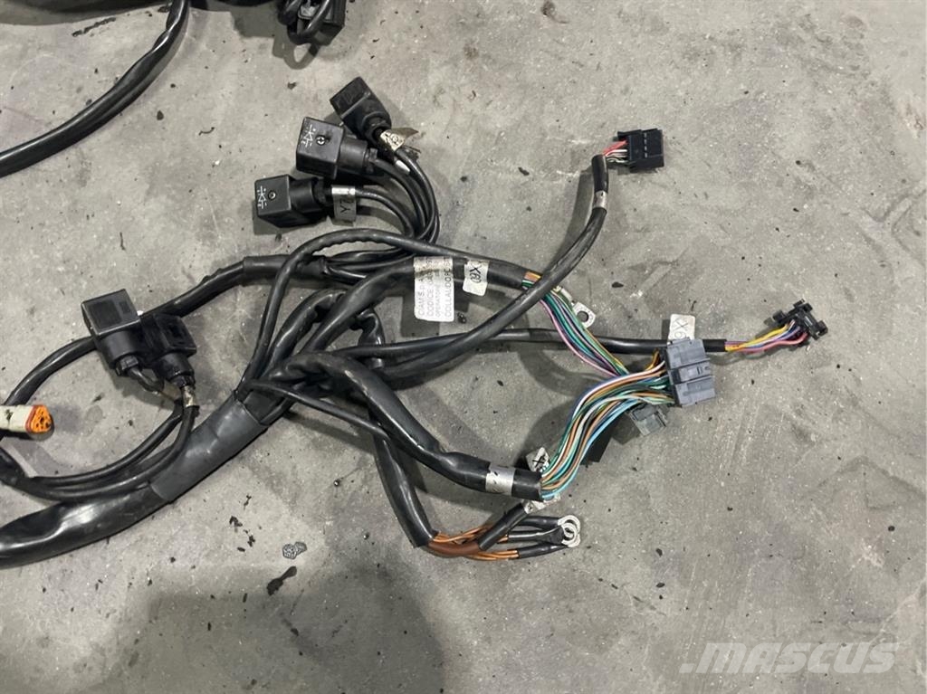 Schaeff SKL834-5110662033-Wiring harness/Kabelbaum Electrónica