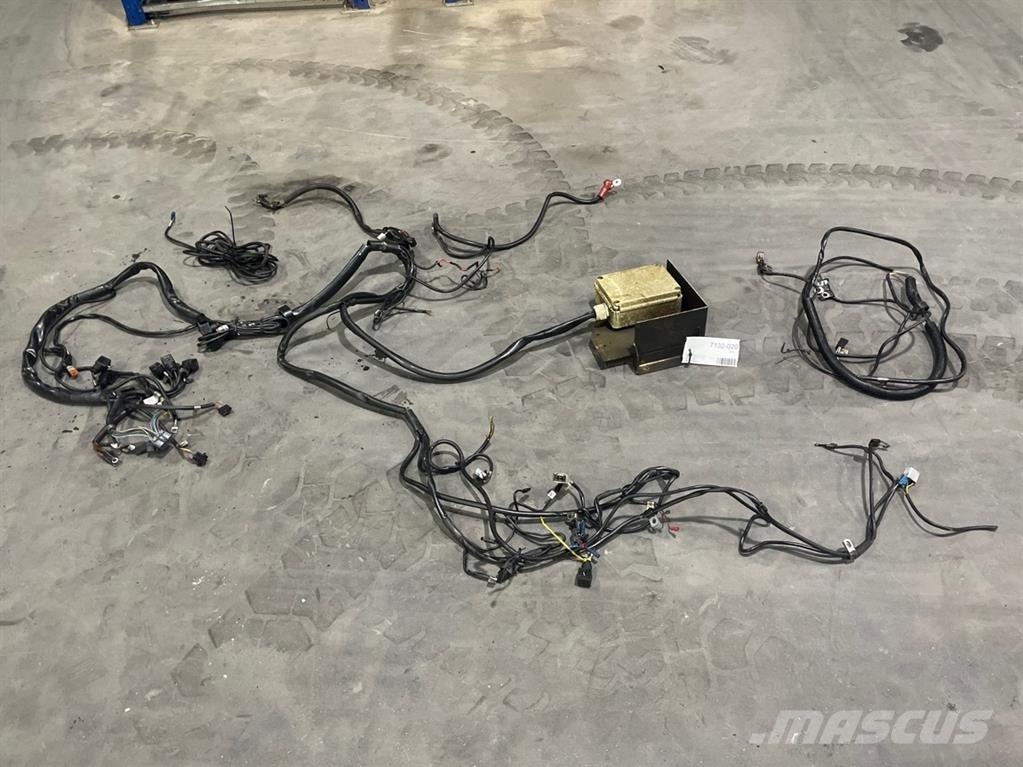 Schaeff SKL834-5110662033-Wiring harness/Kabelbaum Electrónica