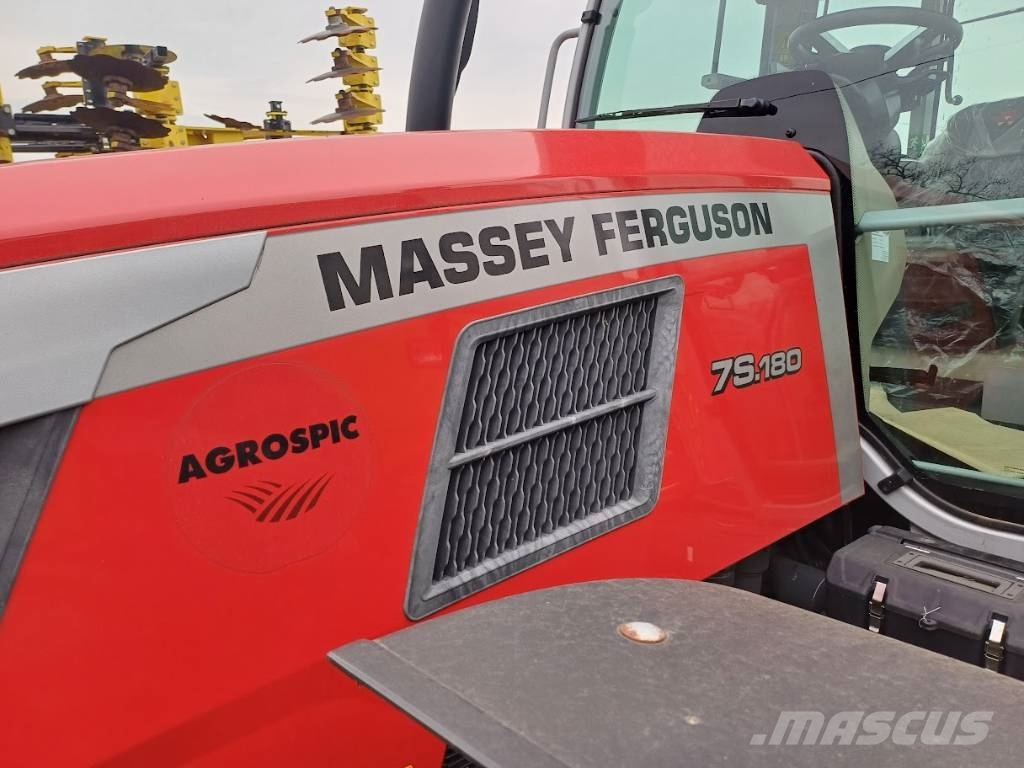 Massey Ferguson 7 S Traktori