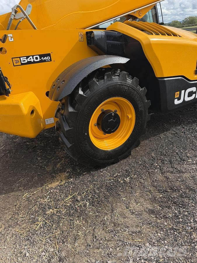 JCB 540-140 Teleskopiskie manipulatori