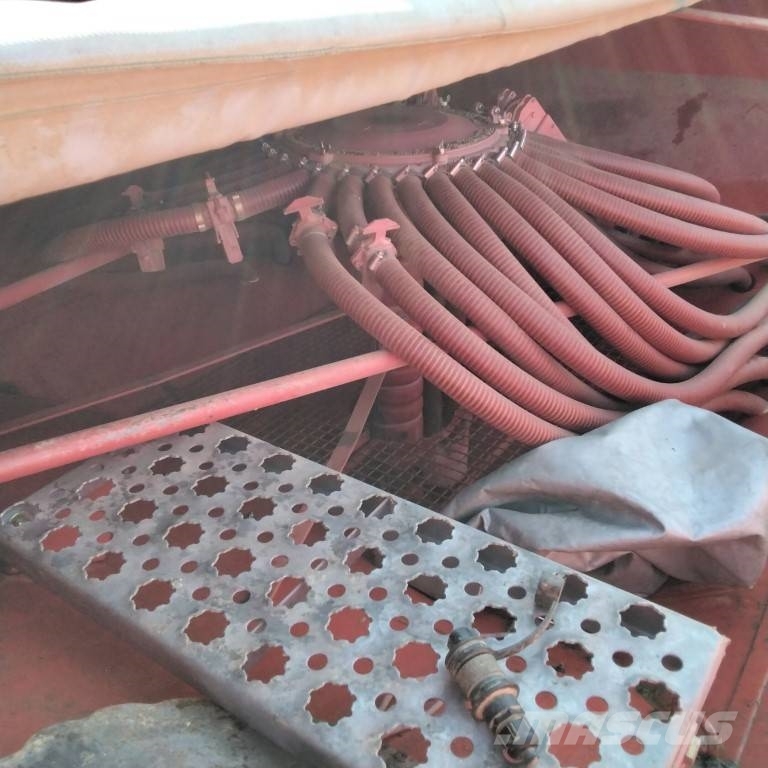 Kverneland MSC 400 مثاقيب