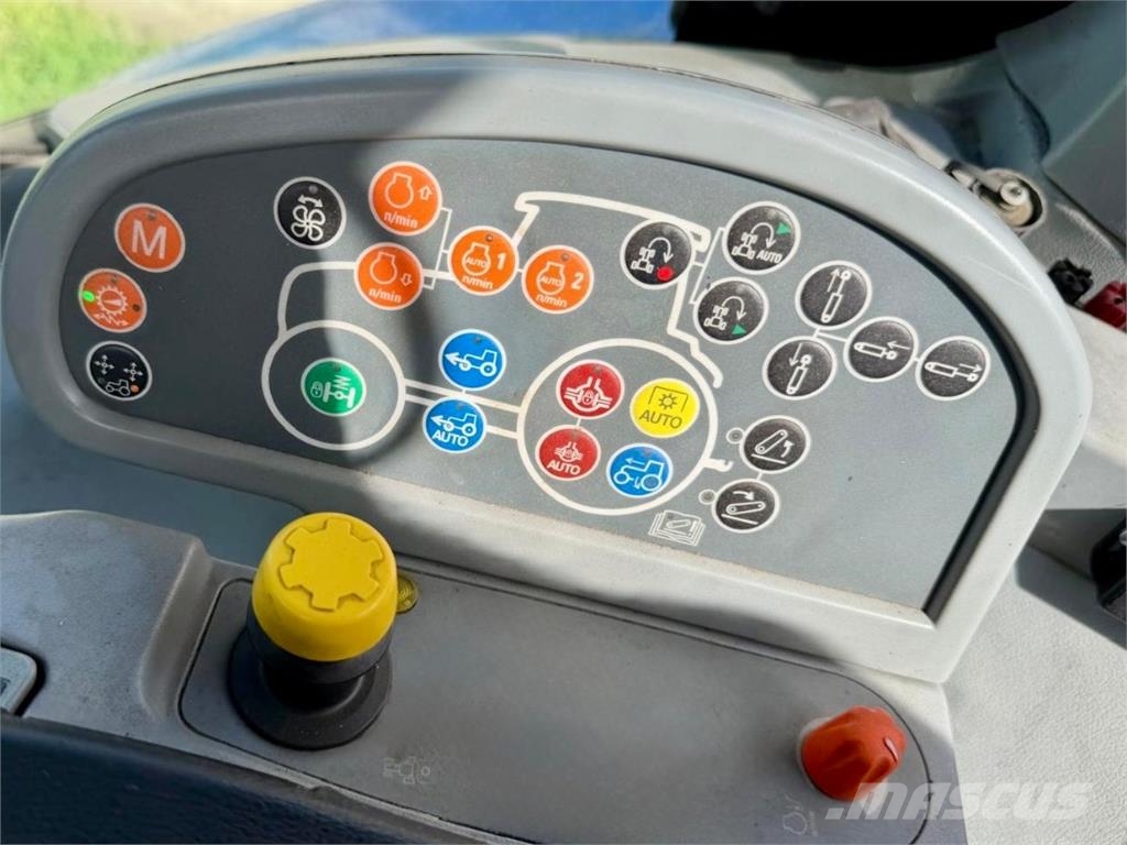 New Holland T7.270 AutoCommand + FL - GPS Traktory