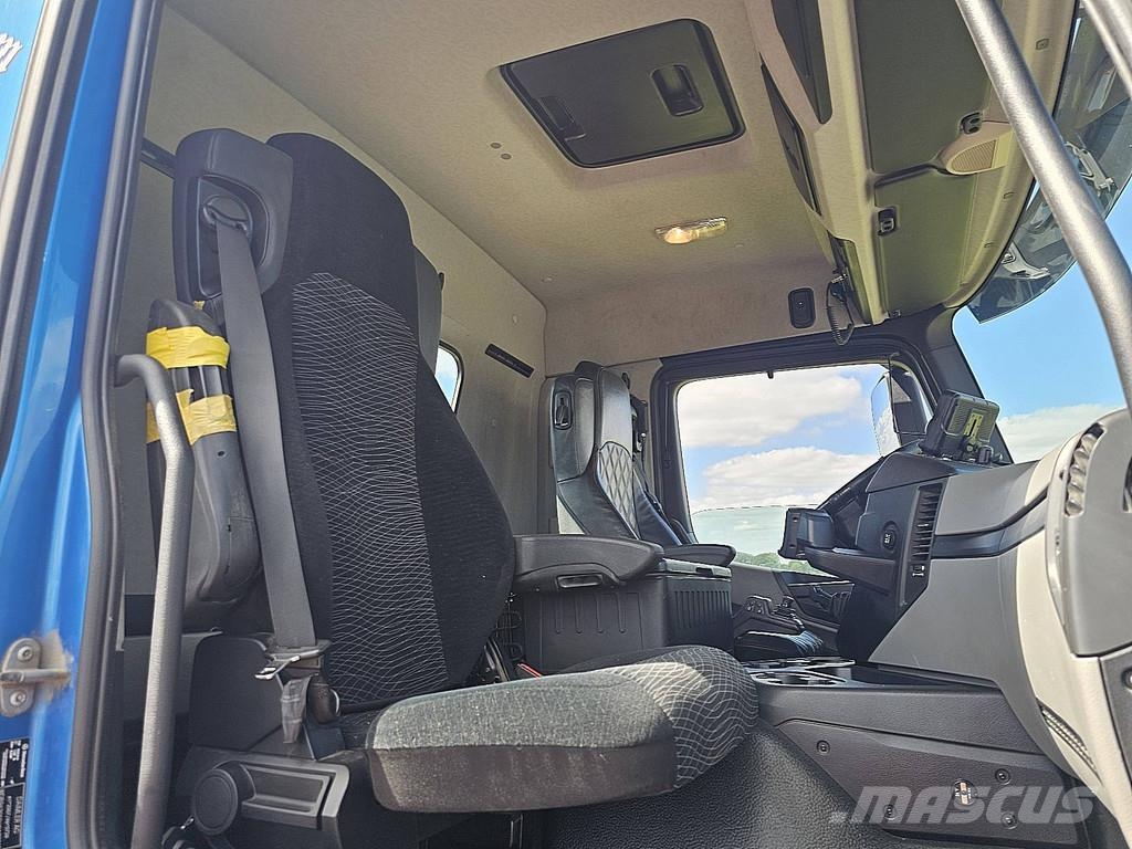 Mercedes-Benz ANTOS 1832 4x2 Multilift 14t Camiones polibrazo