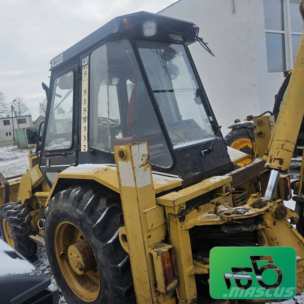 CAT 438B Retroescavadoras