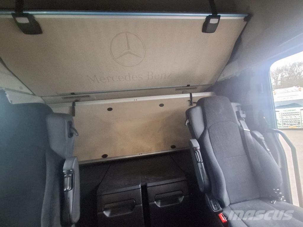 Mercedes-Benz Actros 2545 GIGASPACE 6X2 90748 Sattelzugmaschinen