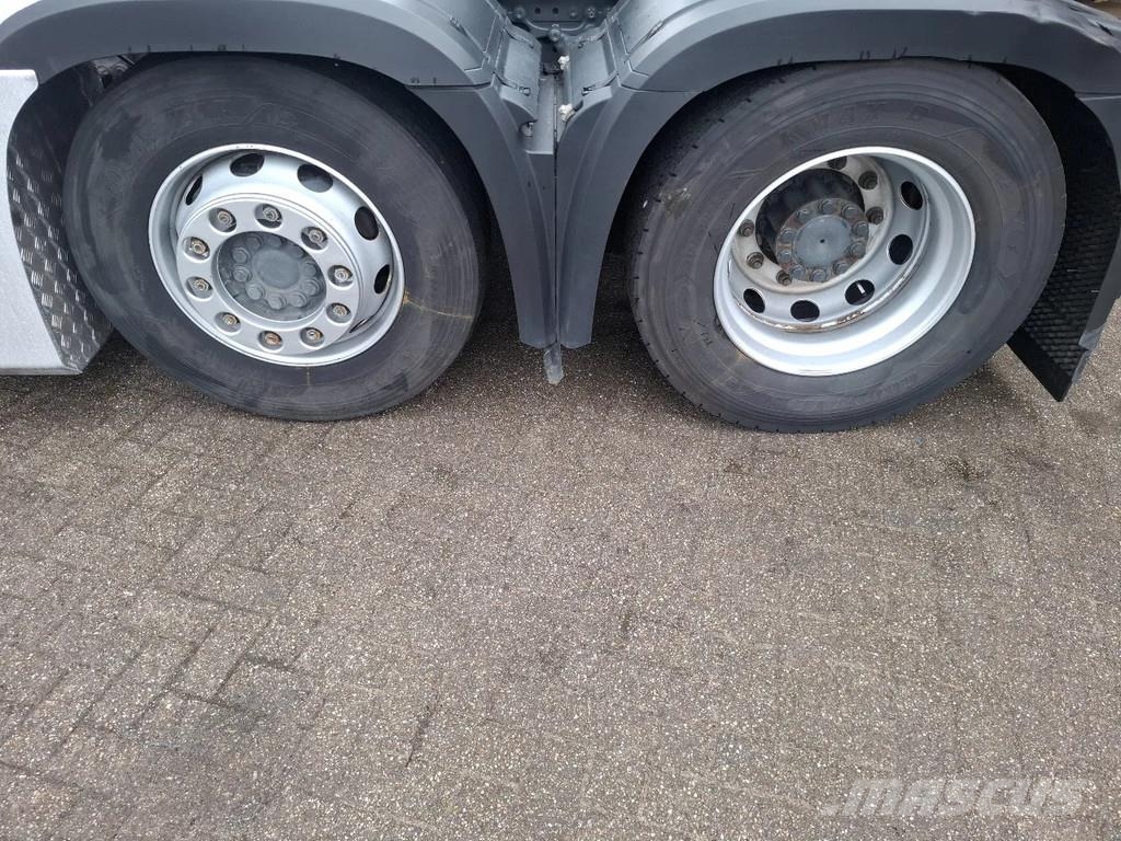 Mercedes-Benz Actros 2545 GIGASPACE 6X2 90748 Sattelzugmaschinen