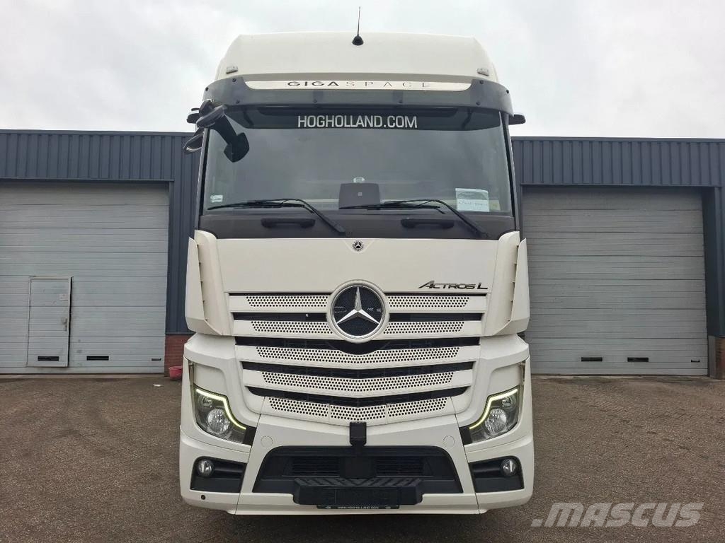 Mercedes-Benz Actros 2545 GIGASPACE 6X2 90748 Sattelzugmaschinen