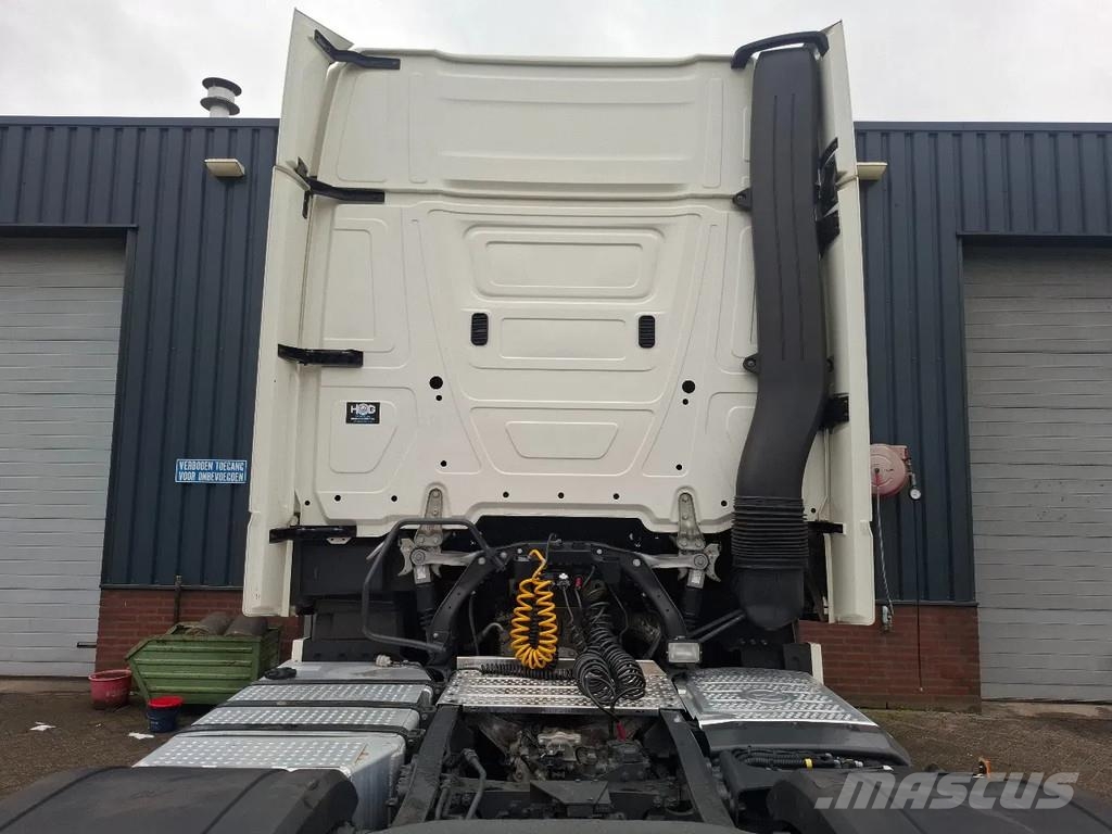 Mercedes-Benz Actros 2545 GIGASPACE 6X2 90748 Sattelzugmaschinen