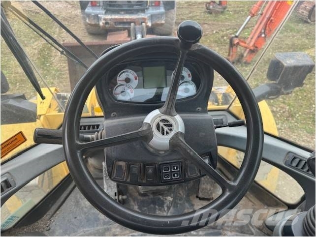 New Holland W 110 B Læssemaskiner på hjul