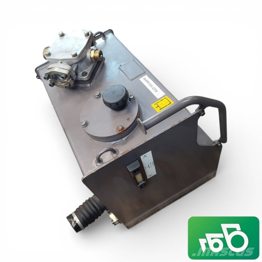 Volvo EW 140 VG46HV hydraulic oil tank Componenti idrauliche