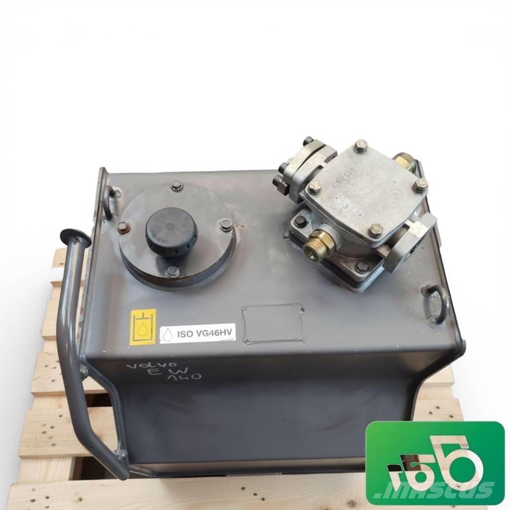 Volvo EW 140 VG46HV hydraulic oil tank Componenti idrauliche