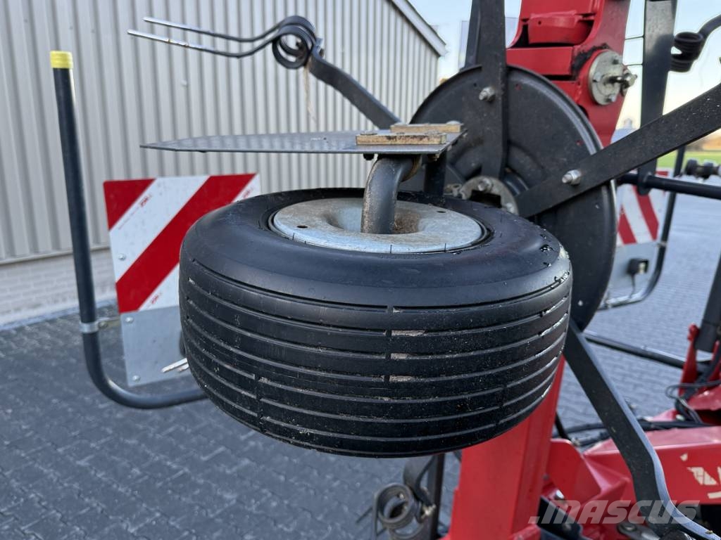 Vicon FANEX 903 Граблі і сінозворушувачі